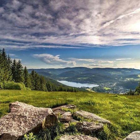 Waldklang Titisee Bagian luar foto