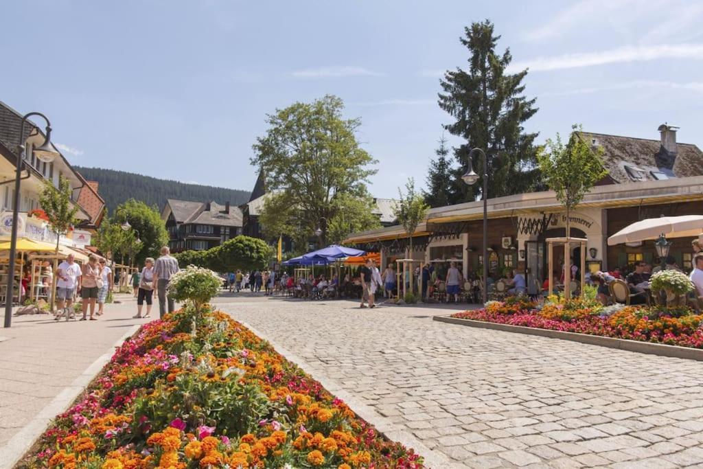 Waldklang Titisee Bagian luar foto